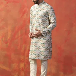 Prakatha Men Printed Regular Kurta with Trousers image 3