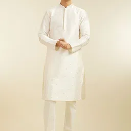 Diwas by Manyavar Floral Embroidered Mandarin Collar Sequinned Straight Kurta-image-70