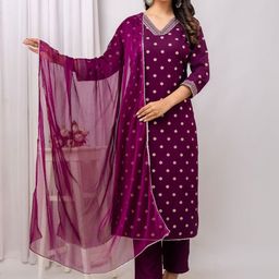 Veshviti Women Floral Embroidered Kurta with Trousers & With Dupatta-30