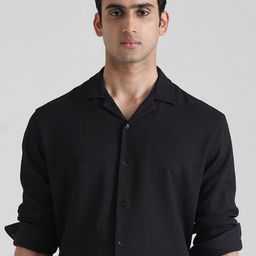 Mufti Men Slim Fit Textured Cuban Collar Casual Shirt-image-61