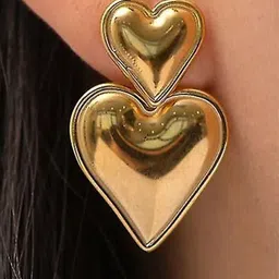 DIVASTRI Heart Shaped Studs Earrings image 3