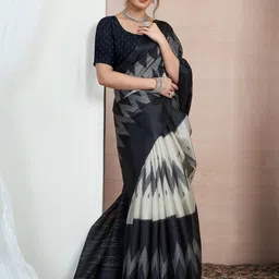 KALINI Geometric Printed Saree image 3