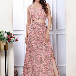 MIRAVAN Printed Crop Top With Skirt Co-Ords-picture-47