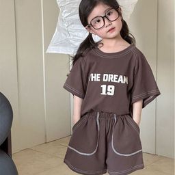 LULU & SKY Girls Printed T-shirt with Shorts-image-4