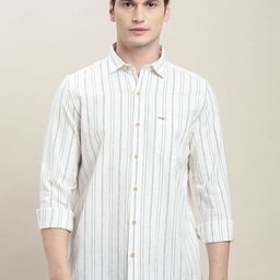 Turtle Men Relaxed Slim Fit Striped Casual Shirt-image-63