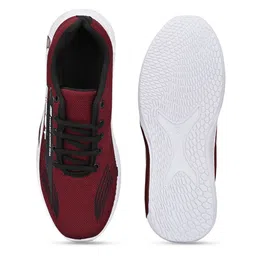 Spotwalk Men Mesh Running Non-Marking Shoes image 4