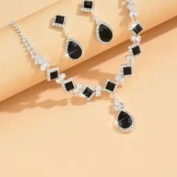 DressBerry Stone Studded Jewellery Set-31