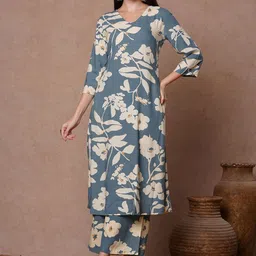 FASHOR Floral Printed V-Neck Tunic & Palazzos-image-78