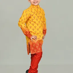 Cae Boys Floral Printed Regular Dupion Silk Kurta with Trousers image 4