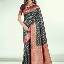 RICH & ROMAN Woven Design Zari Pure Silk Banarasi Saree-image-21