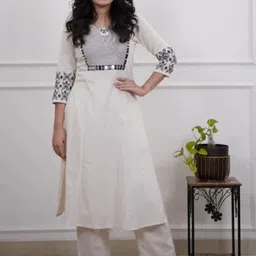 Aaysa Kurti Women Solid Embroidered Regular Straight Beads and Stones Kurta Set-picture-49