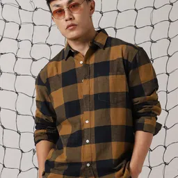 Hubberholme Men Relaxed Spread Collar Buffalo Checked Cotton Oversized Casual Shirt-image-87