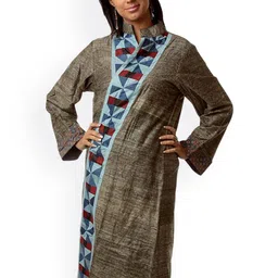 Exotic India Unisex Dark-Gray Front-Open Reversible Robe From Ranthambore-9