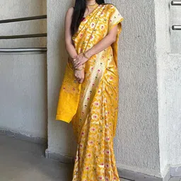 SHOP DROP Woven Design Zari Pure Silk Banarasi Saree-image-87