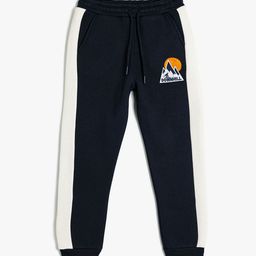 Koton Boys colourblocked Regular Fit Mid-Rise Joggers-picture-19