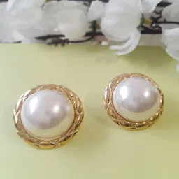KRENOZ Gold-Plated Pearls Studded Circular Shaped Textured Rim Studs-4