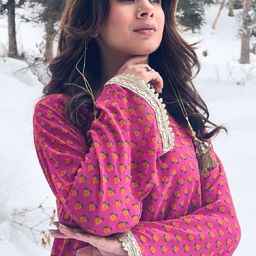 URZUV Ethnic Motifs Printed V-Neck Flared Sleeves Gotta Patti Pure Georgette Gotta Patti Kurti-image-50