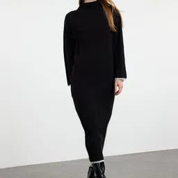 Trendyol Solid Mock Neck A-Line Midi Dress-picture-28