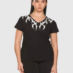 Musclemind Aura Printed V-Neck Cotton T-shirt-image-29
