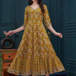 KIRNYA Women Floral Printed Anarkali Kurta-image-90