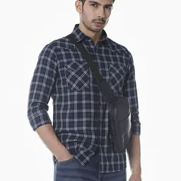 Klub Fox Men Slim Fit Checked Spread Collar Cotton Casual Shirt-picture-25