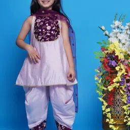 Little Bansi Girls Floral Embroidered Cotton Silk Kurta With Salwar & Dupatta-image-85