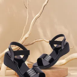 BIG BIRD FOOTWEAR Women Open Toe Heels-31