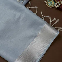 Soch Dupatta with Zari image 2