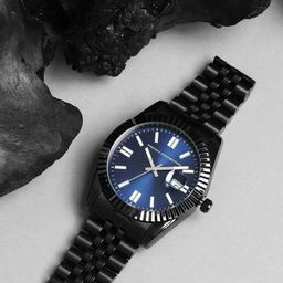 French Connection Men Dial & Stainless Steel Bracelet Style Straps Analogue Watch FCP41BM-94