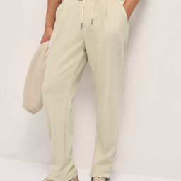 THE BEAR HOUSE Men Pleated Regular Fit Trousers With Elasticated Waistband-image-9