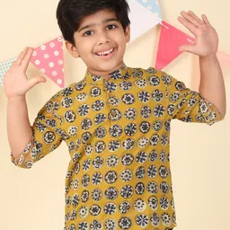 Fabindia Boys Geometric Printed Daily Cotton Straight Short Kurta-image-78