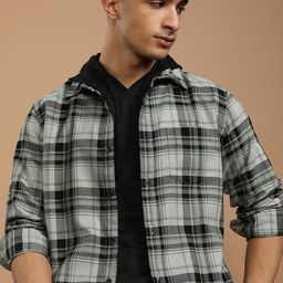 HIGHLANDER Men Spread Collar Checked Cotton Relaxed Fit Casual Shirt-picture-41