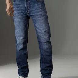 Jb Just BLACK Men Straight Fit Mid-Rise Low Distress Light Fade Jeans-picture-21