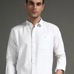 SUI DHAGA Men India Slim Fit Spread Collar Vertical Striped Cotton Formal Shirt-image-46