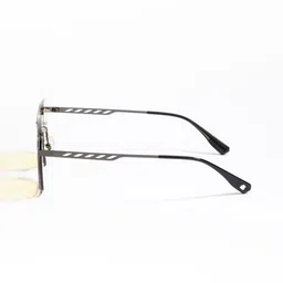 Urban Monkey Unisex Wayfarer Sunglasses with Polarised and UV Protected Lens image 4