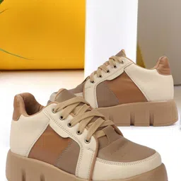 Kinni Kat Women Colourblocked Sneakers-image-54