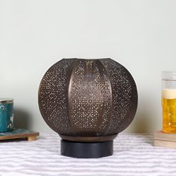 Devansh Black Textured Metal Traditional Spherical Table Lamp-11