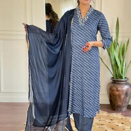 URMIR FASHION Women Pleated Kurta with Trousers & With Dupatta-picture-2