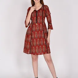 Roly Poly Women Floral Printed V-Neck Puff Sleeves Cotton Fit And Flare Dress-picture-9