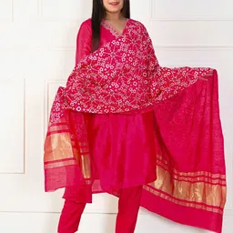 Apratim Geometric Printed Dupatta image 4