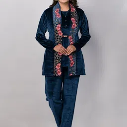 EVORA Round Neck Tunic & Trousers with Shrug-picture-49