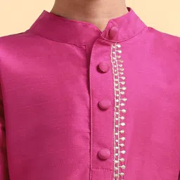 Mera Rang Boys Embroidered Thread Work Regular Kurta with Pyjamas image 2