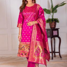 BROYAAR SHOP Women Gold Kurta Sets-image-3