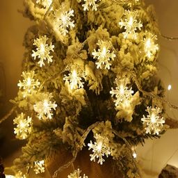 KAVYARA White Snow Shape String Lights image 3