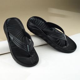 Duke Men Thong Flip-Flops-40
