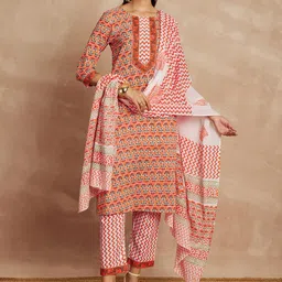 HERE&NOW Women Floral Printed Cotton Kurta with Trousers & Dupatta-50