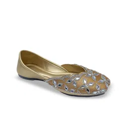 Jootavoota Women Embellished Ethnic Mojaris Flats-picture-38