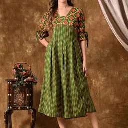 CRENOL THREADS Women Printed Bell Sleeves Cotton Fit & Flare Midi Dress-picture-44