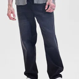 Snitch Men Relaxed Fit Light Fade Jeans-image-77