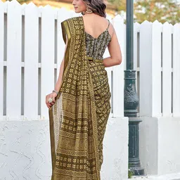 LeeliPeeri Designer Abstract Printed Saree With Blouse Piece image 3